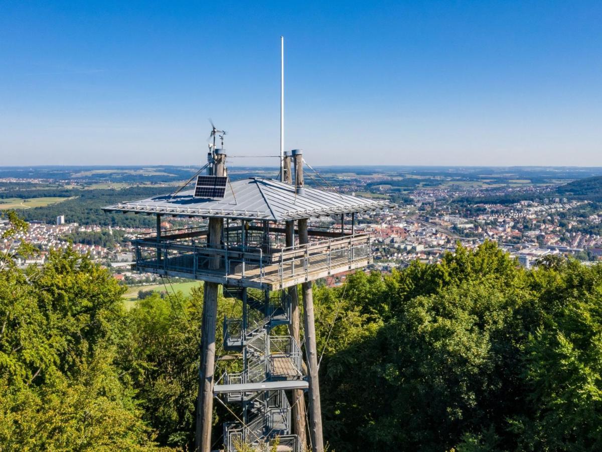 Zentrale Ferienwohnung In Aalen City Mit 4-Sternen Esterno foto